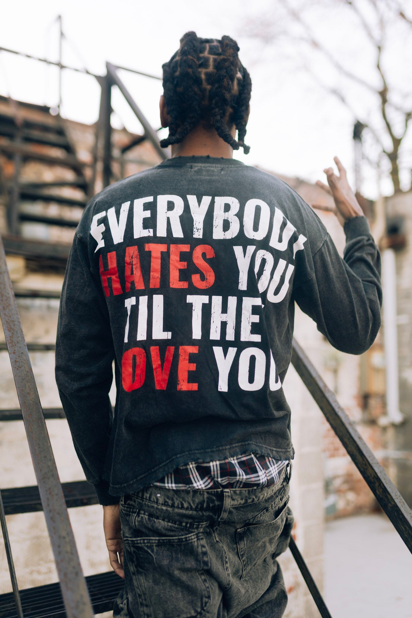 LOVE IS PAIN LONG SLEEVE