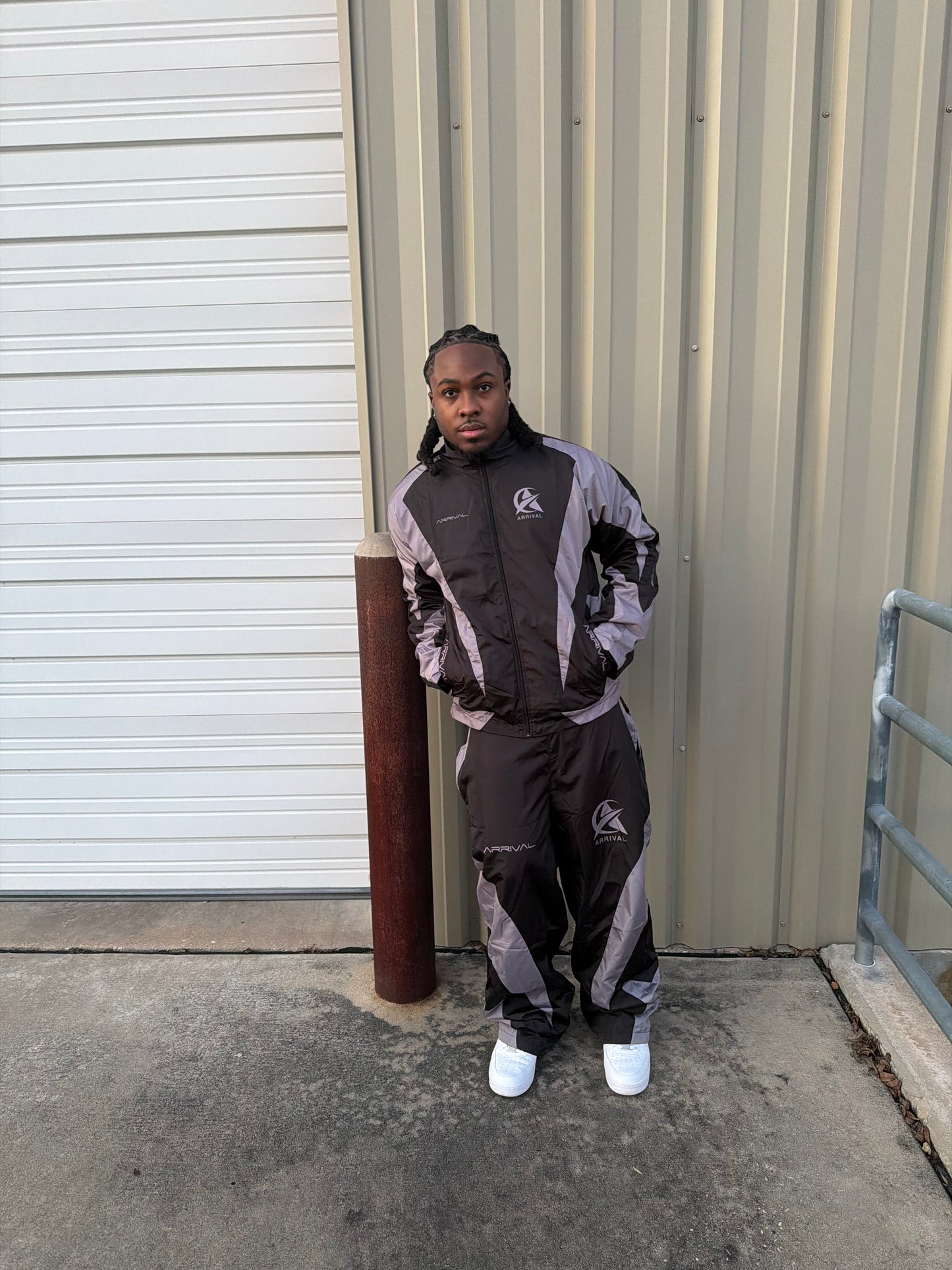 ARRIVAL TRACKSUIT (BLACK/GREY)